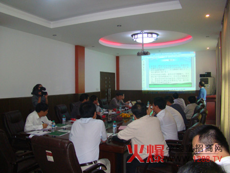 ���Ҽ�ʡ�аl(f��)��ί�I(l��ng)���W�R����֮�����F�����ز鿴