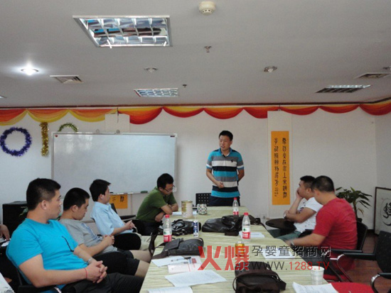 ׿Ӣ7��28���¶ȴ��(hu��)¡�����_(k��i)