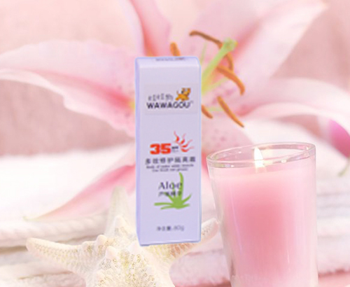 娃娃狗多效修護(hù)隔離霜(蘆薈)