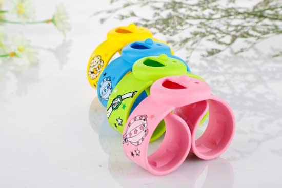 �L(f��ng)�ZЦĘ��ɫ�����ֱ�