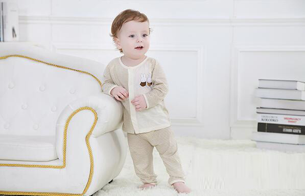 蓓琪兔yinge內(nèi)衣2015春夏新款間條長袖對襟套裝0