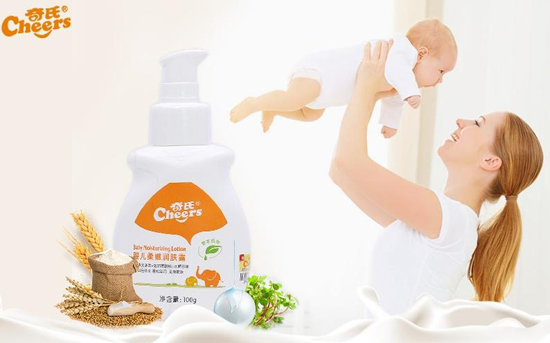 奇氏嬰兒柔嫩潤(rùn)膚露