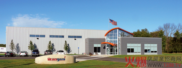 祝賀班蘭喜成功簽約山西經(jīng)銷(xiāo)商3.jpg 祝賀班蘭喜成功簽約山西經(jīng)銷(xiāo)商3.jpg