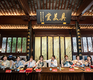  �۾SI�B(y��ng)Ʒ���h�DƬ12