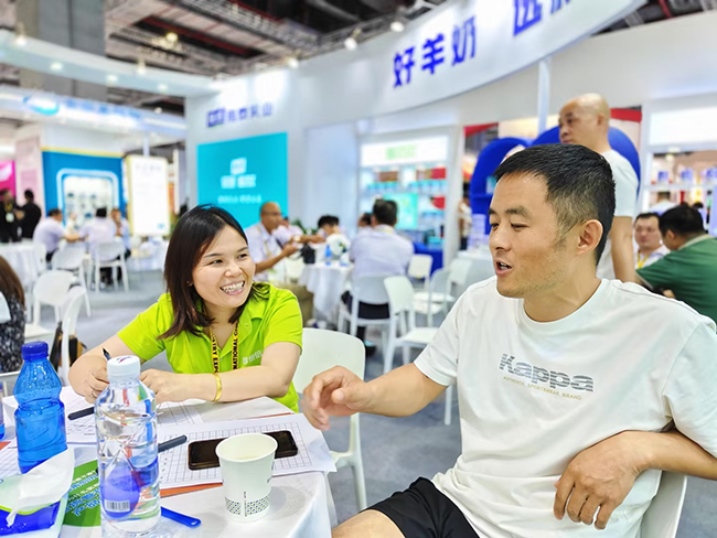 展館現(xiàn)場 (4).jpg 展館現(xiàn)場 (4).jpg