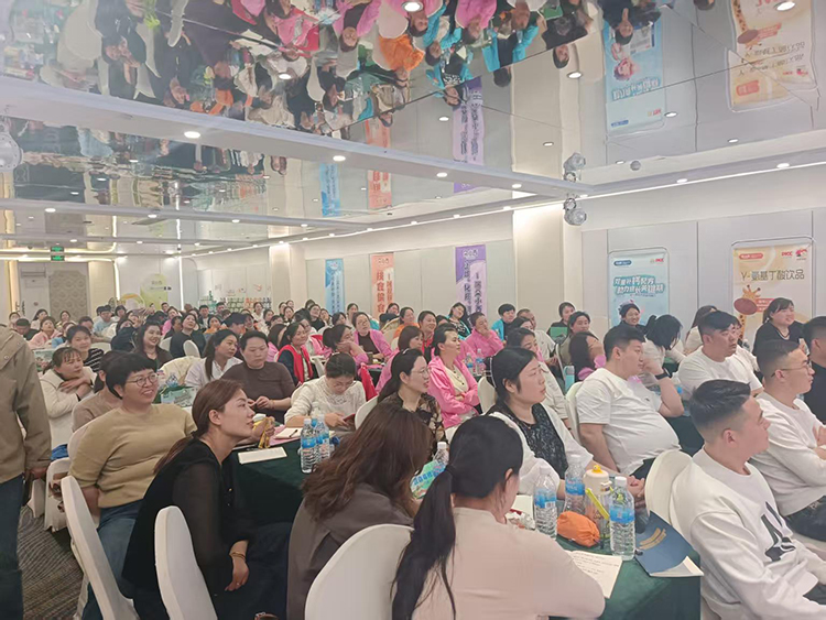 朵小西特膳飲經(jīng)營研習課堂 (4).jpg 朵小西特膳飲經(jīng)營研習課堂 (4).jpg