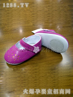 ��؈�{����ɫyingeЬ