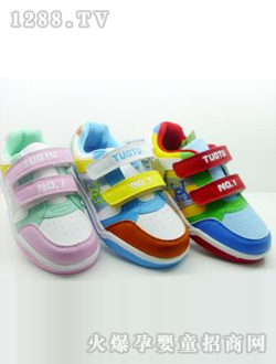 �D�D��ͯ�\��Ь