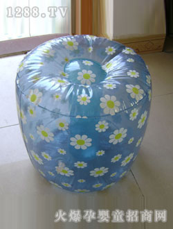 �չ�͸������