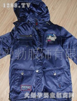 �۠����\ɫ��q��