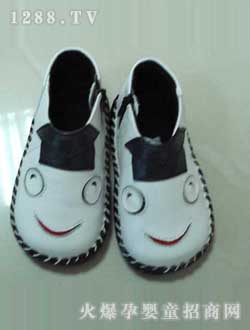 ��߸ͯ��ЦĘyinge�W(xu��)��Ь