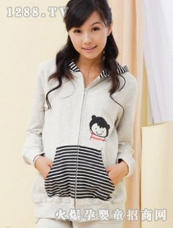 �r��С�������e��ɫyunf�b