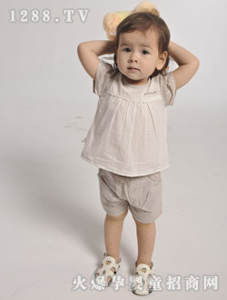 ��(��i)�ь���ɫ�\��ɫ���b