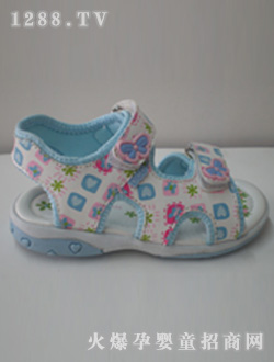 ��؈֮��(m��ng)Ůͯ�r(sh��)�Л�Ь