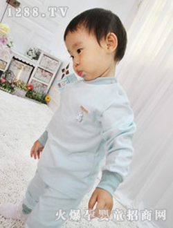 ����С���{ɫ���yinge���b