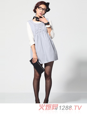 �����\��ɫyunf��ݗ����