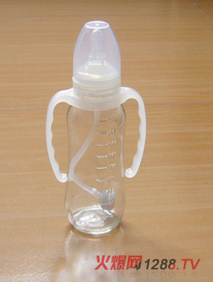 ͯ���B(ni��o)�p����(bi��o)��(zh��n)�ڏ���ƿ