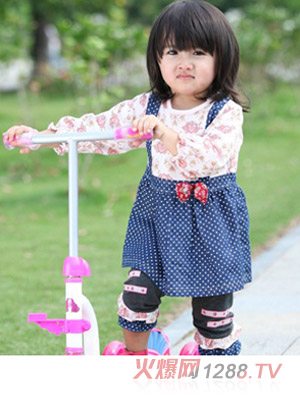 �����������zСȺ�[����