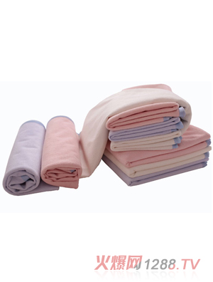 ƨƨ��(l��)yinge��|��ɫ