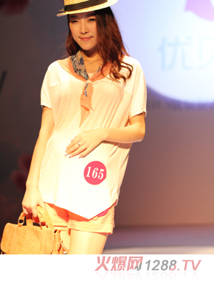 ��(y��u)ؐ�ݕr���¿�yunf��