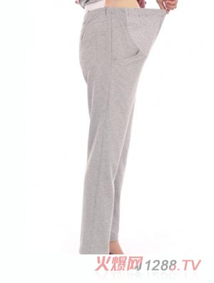 ���Y��yunfѝ�\��ɫ