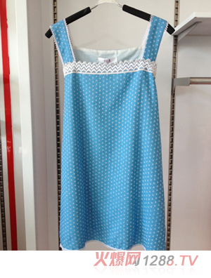 ��+����ݗ����{(l��n)ɫ�c(di��n)��