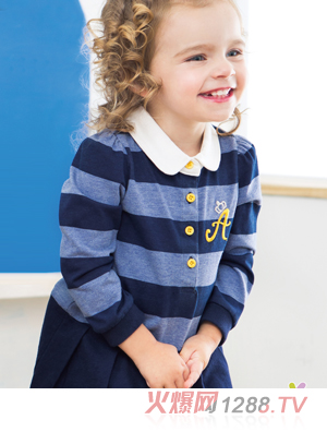 �������{ɫ�l�y���bŮͯ