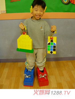 ����Ь�ӷeľ���